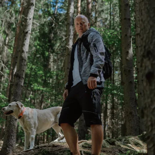 Bennon Chortos cipzáros pulóver